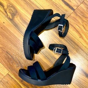Crocs Black Leigh Adjustable Wedge Sandal 7